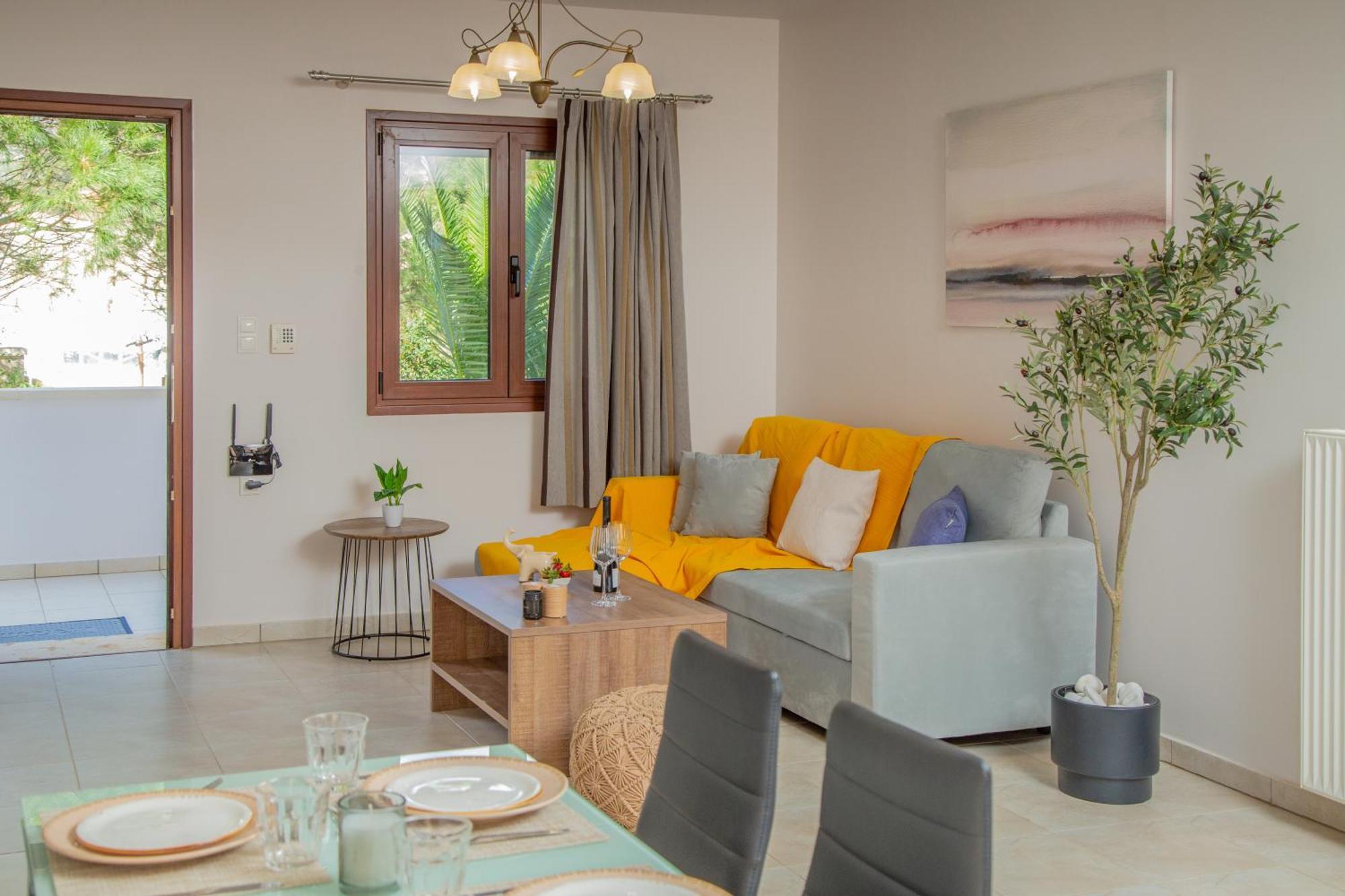 Cozy With Outside Space & Garden *